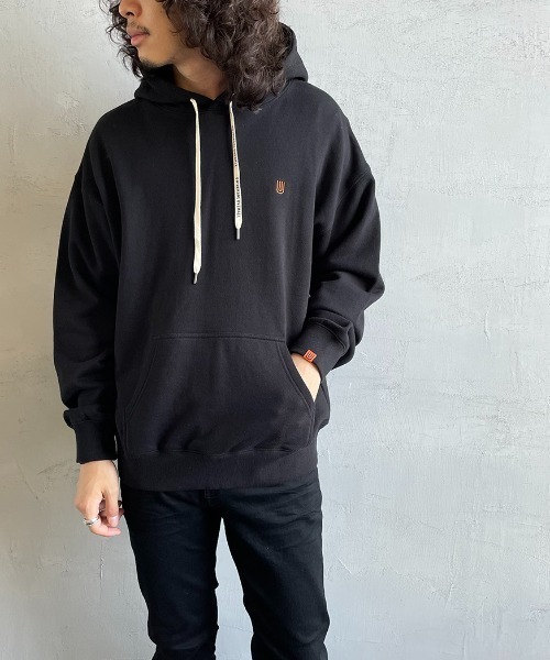 UNIVERSAL OVERALL（ユニバーサルオーバーオール）の「[UNIVERSAL OVERALL/ユニバーサルオーバーオール] 別注 スウェットパーカー（パーカー・レディース・ブラック/イエロー/グリーン/アイボリー・M/L）」の9枚目の写真