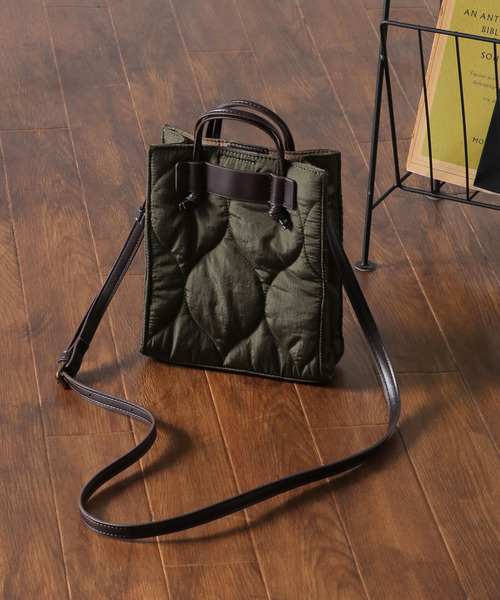 LBC(エルビーシー)の「キルトミニショルダーバッグ(ショルダーバッグ・レディース・ブラック/オレンジ/ダークグリーン・FREE)」の3枚目の写真