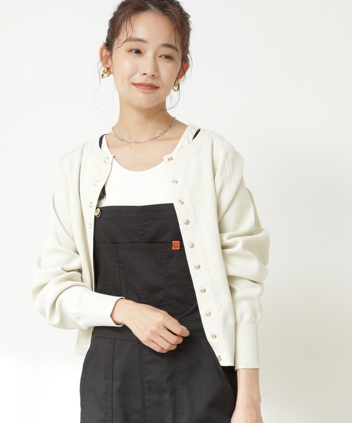 N.（N. Natural Beauty Basic）（エヌエヌナチュラルビューティーベーシック）の「◆ドットボタン総針フォルムカーディガン（カーディガン/ボレロ・レディース・オフホワイト/ブラック/グリーン/パープル・MEDIUM）」の2枚目の写真