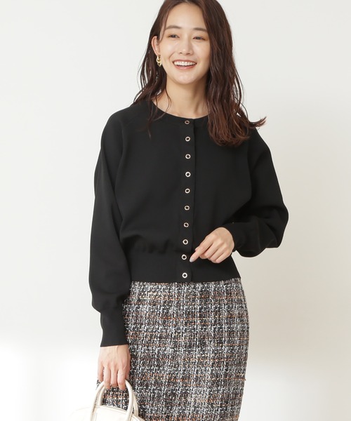 N.（N. Natural Beauty Basic）（エヌエヌナチュラルビューティーベーシック）の「◆ドットボタン総針フォルムカーディガン（カーディガン/ボレロ・レディース・オフホワイト/ブラック/グリーン/パープル・MEDIUM）」の3枚目の写真