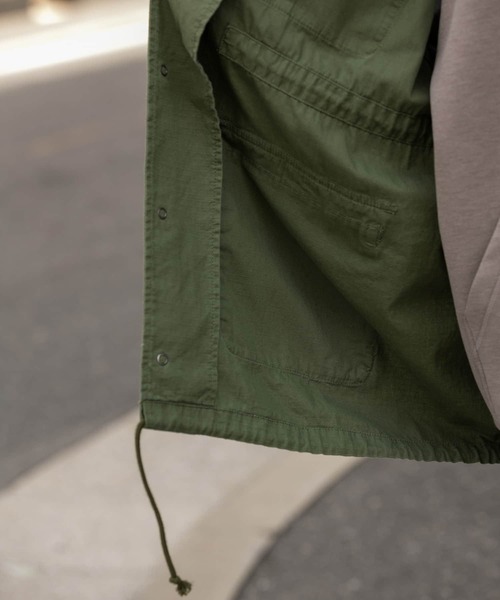 ITEMS URBANRESEARCH（アイテムズ アーバンリサーチ）の「M-65タイプ ベスト（ベスト・メンズ・カーキ/ブラック・MEDIUM/LARGE）」の12枚目の写真