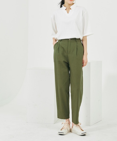 me+em select（ミームセレクト）の「コットンのタック入りテーパードパンツ（その他パンツ・レディース・ブラウン/ベージュ/アイボリー/カーキ/ブラック・FREE）」の15枚目の写真