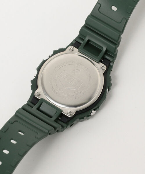 G-SHOCK（ジーショック）の「G-SHOCK / DW-5600RB-2JF / 3JF デジタル ウォッチ（デジタル腕時計・メンズ・ネイビー/グリーン・ONE SIZE）」の5枚目の写真