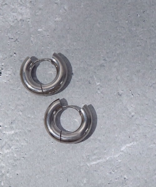 SBG（エスビー）の「SBG フープピアス（ピアス（両耳用）・メンズ・ブラック/シルバー/ゴールド・#13/#11）」の7枚目の写真