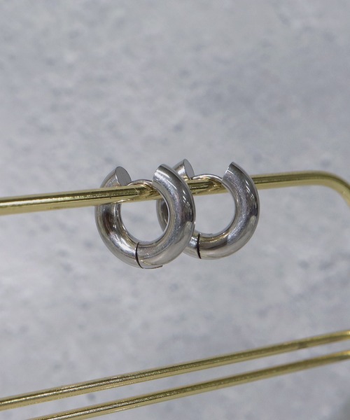 SBG（エスビー）の「SBG フープピアス（ピアス（両耳用）・メンズ・ブラック/シルバー/ゴールド・#13/#11）」の9枚目の写真