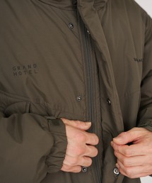 UNTRACE（アントレース）の「UNTRACE GRAND HOTEL 046 SHELL