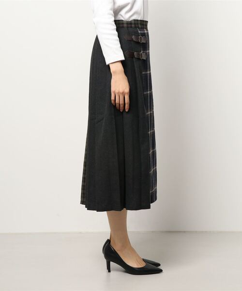 Rydia（リディア）の「ブロッキングチェックスカート（スカート・レディース・ブラウン/ネイビー・M）」の8枚目の写真