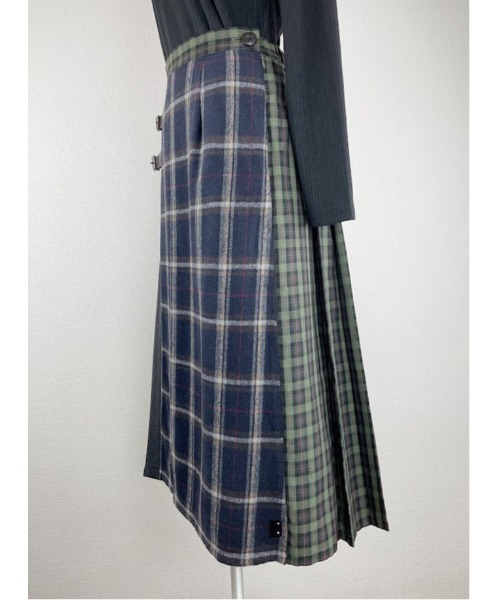 Rydia（リディア）の「ブロッキングチェックスカート（スカート・レディース・ブラウン/ネイビー・M）」の4枚目の写真