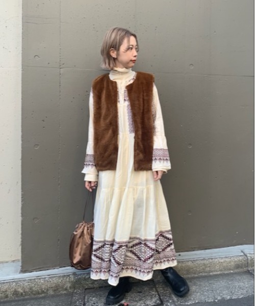 Kastane(カスタネ)の「ラーニー刺繍ドレス(ワンピース・レディース・アイボリー・FREE)」の11枚目の写真