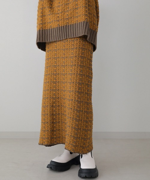 Bou Jeloud（ブージュルード）の「【WEB限定】タックツイードロングニットスカート（スカート・レディース・ブラック/ベージュ/マスタード・FREE）」の3枚目の写真