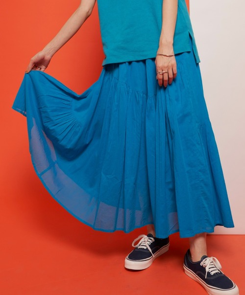 Auntie Rosa Holiday（アンティローザホリデー）の「ボイル切替ボリュームスカート（スカート・レディース・ブルー/ブラック/オレンジ・FREE）」の19枚目の写真