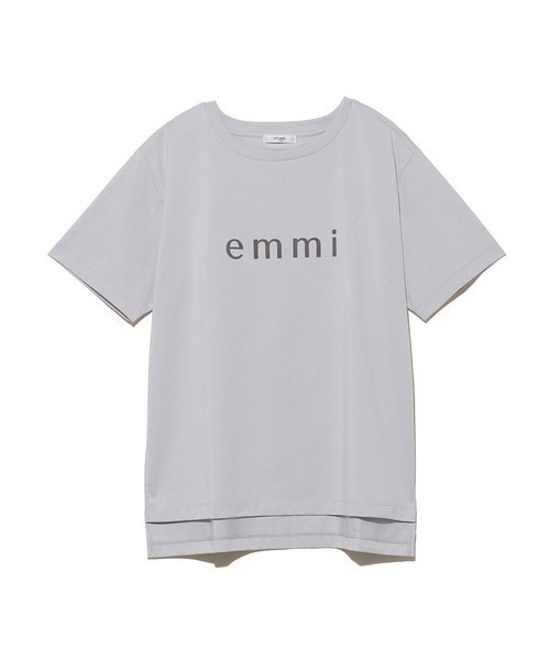 emmi(エミ)の「【emmi yoga】ONLINE限定 ロゴTシャツ(Tシャツ/カットソー・レディース・ホワイト/チャコールグレー/ライトブルー・FREE)」の3枚目の写真