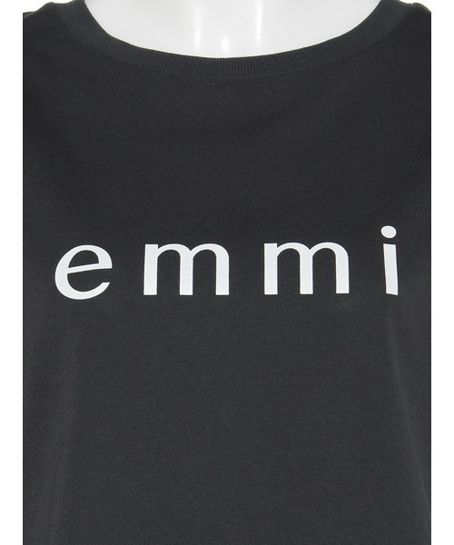 emmi(エミ)の「【emmi yoga】ONLINE限定 ロゴTシャツ(Tシャツ/カットソー・レディース・ホワイト/チャコールグレー/ライトブルー・FREE)」の10枚目の写真
