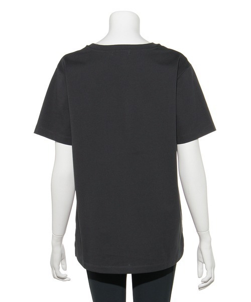 emmi(エミ)の「【emmi yoga】ONLINE限定 ロゴTシャツ(Tシャツ/カットソー・レディース・ホワイト/チャコールグレー/ライトブルー・FREE)」の5枚目の写真