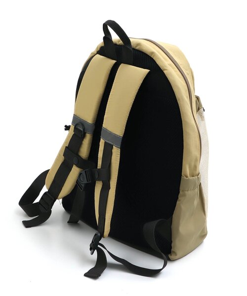 BREEZE（ブリーズ）の「/フィールドバックパック（バックパック/リュック・キッズ・ブラック/レッド/ベージュ/エメラルド・MEDIUM/SMALL）」の6枚目の写真