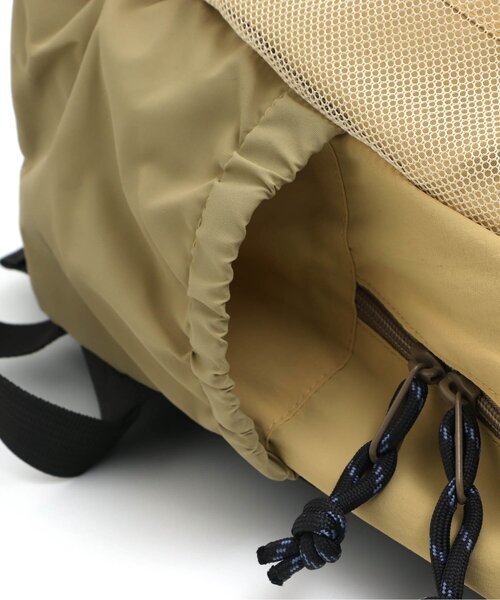BREEZE（ブリーズ）の「/フィールドバックパック（バックパック/リュック・キッズ・ブラック/レッド/ベージュ/エメラルド・MEDIUM/SMALL）」の8枚目の写真