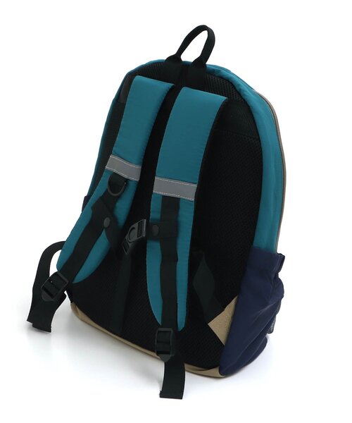 BREEZE（ブリーズ）の「/フィールドバックパック（バックパック/リュック・キッズ・ブラック/レッド/ベージュ/エメラルド・MEDIUM/SMALL）」の15枚目の写真