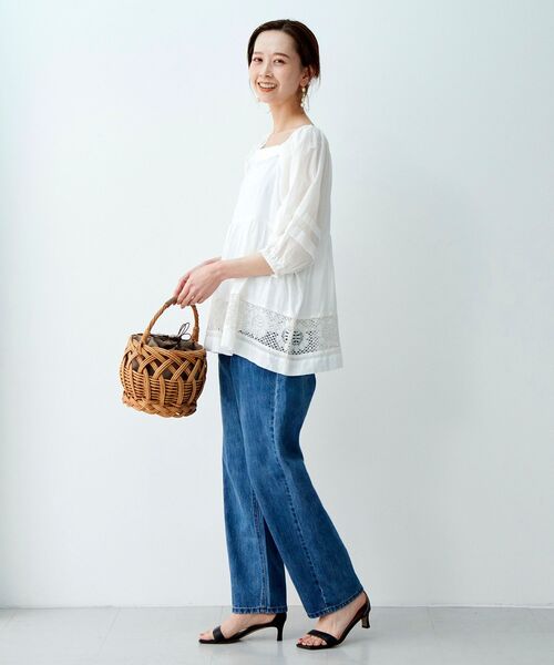 le.coeur blanc（ルクールブラン）の「フラワーレースコットンギャザーブラウス（シャツ/ブラウス・レディース・オフホワイト/ブラック・38）」の4枚目の写真