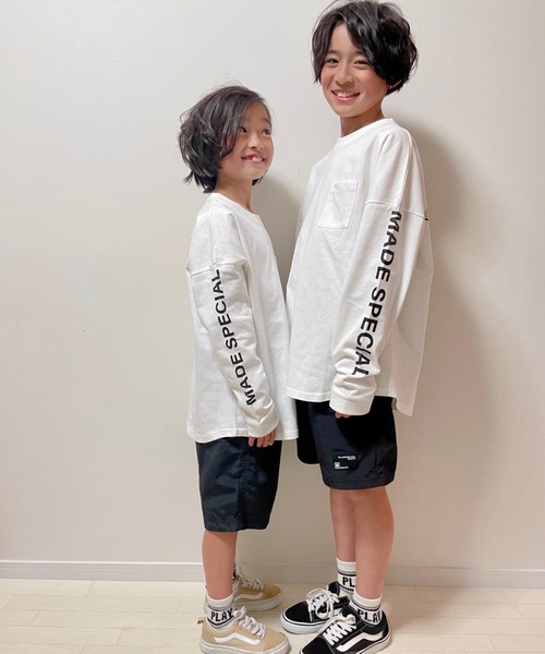 ムラサキスポーツ by RiY(ムラサキスポーツバイアールアイワイ)の「【ZOZOタウン限定アイテム】ANTIBAL/アンティバル x PINKS x RIY監修 キッズ オーバーサイズロンT 221AN3LT042(Tシャツ/カットソー・キッズ・ホワイト/ブラック・130cm/140cm/150cm/160cm)」の3枚目の写真