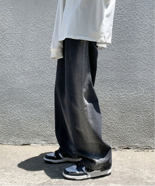 neos（ネオス）の「【neos -addictive design-】ワイドシルエット ビンテージライク グラデーション サイドライン デニム パンツ（デニムパンツ・メンズ・ブラック/ブルー/ブラウン/サックスブルー/ダークインディゴブルー・MEDIUM/LARGE/X-LARGE）」の15枚目の写真