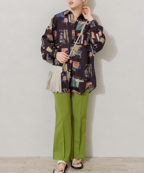 SpRay（スプレイ）の「小物柄　ＢＩＧ　シャツ（シャツ/ブラウス・レディース・ブラック/アイボリー・FREE）」の10枚目の写真