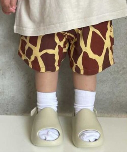 BREEZE（ブリーズ）の「総柄クライミングハーフパンツ 5分丈（その他パンツ・キッズ・ベージュ/カモフラージュ/レインボー/オフホワイト/ブラウン/ネイビー・90/100/110/120/80/130/140）」の3枚目の写真