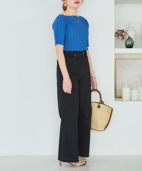 le.coeur blanc（ルクールブラン）の「デニムセンターシームフレアパンツ（デニムパンツ・レディース・ブラック/ブルー・38/36）」の16枚目の写真