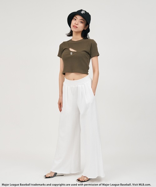 BACK TO THE FIELD（バック トゥー ザ フィールド）の「【MLB】変形バストオープンリブトップス（Tシャツ/カットソー・レディース・キャメル/グリーン/ブラック・FREE）」の13枚目の写真