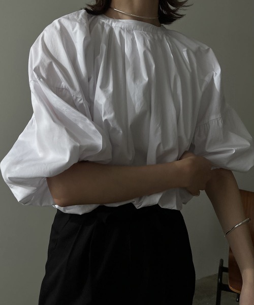 Amiur（エミレ）の「balloon sleeve gather blouse（シャツ/ブラウス・レディース・ホワイト/ブラック・FREE）」の18枚目の写真