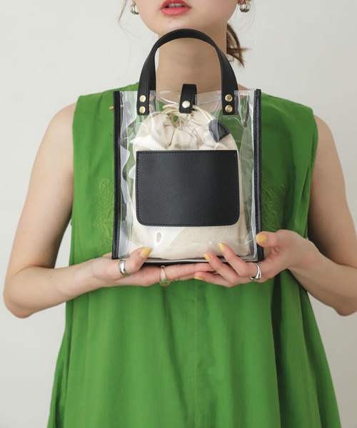 SENSE OF PLACE by URBAN RESEARCH（センスオブプレイスバイアーバンリサーチ）の「スクエアクリアショルダーバッグ（ショルダーバッグ・レディース・アイボリー/ダークブラウン/ブラック・ONE）」の3枚目の写真