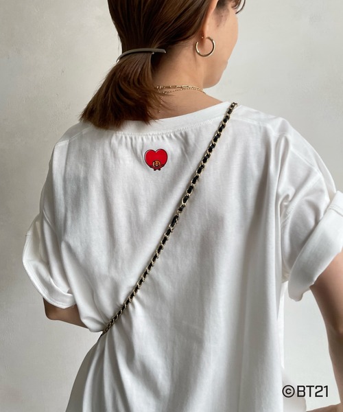 BT21（ビーティーイシビル）の「【BT21】SHOOKY Tシャツ（Tシャツ/カットソー・レディース・オフホワイト・FREE）」の4枚目の写真