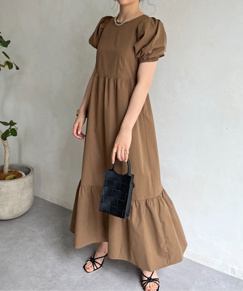 prose verse（プロズヴェール）の「バックオープンティアードワンピース（ワンピース・レディース・ホワイト/ブラック/モカ・FREE）」の15枚目の写真