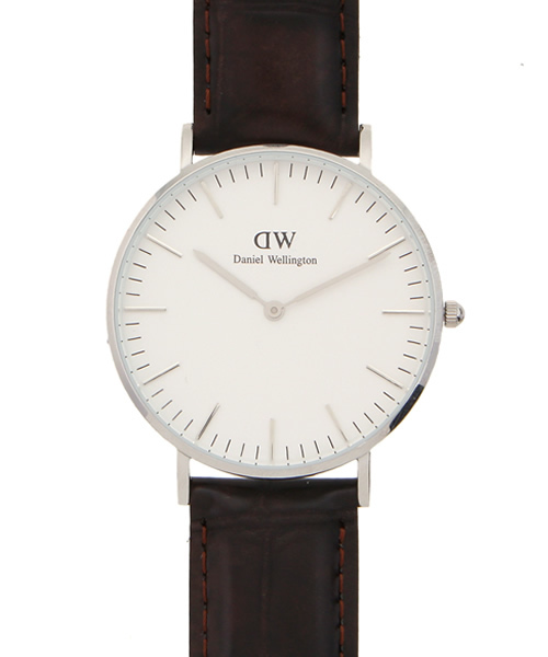 bpr BEAMS（ビーピーアール ビームス ）の「DANIEL WELLINGTON / Classic シェフィールド シルバー 36mm（アナログ腕時計・レディース・ダークブラウン/ブラック/ブラウン/ブラウン系その他/ブラック系その他・ONE SIZE）」の3枚目の写真