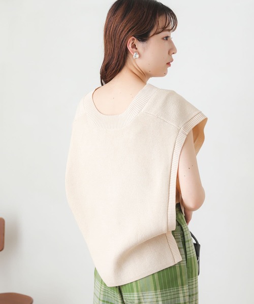 SENSE OF PLACE by URBAN RESEARCH（センスオブプレイスバイアーバンリサーチ）の「Vネックニットベスト（ベスト・レディース・ライトブルー/アイボリー/ブラック系その他・ONE）」の8枚目の写真