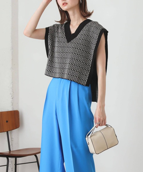 SENSE OF PLACE by URBAN RESEARCH（センスオブプレイスバイアーバンリサーチ）の「Vネックニットベスト（ベスト・レディース・ライトブルー/アイボリー/ブラック系その他・ONE）」の14枚目の写真