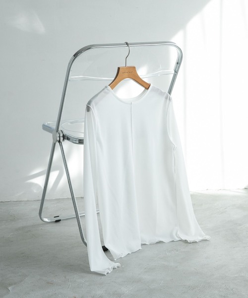 A part by(アパートバイ)の「シアーメローLS 127097(Tシャツ/カットソー・レディース・アイボリー/ブラック/キャメル/ライトブルー/ライトイエロー/ライトグレー・FREE)」の1枚目の写真