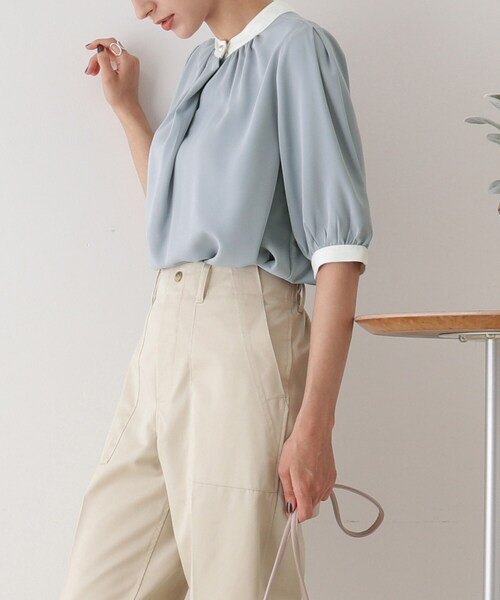 DRESKIP(ドレスキップ)の「◆配色パ-ル釦付ブラウス(シャツ/ブラウス・レディース・ホワイト系7/ブルー系9/ブラック系4/ホワイト系8・03/02)」の4枚目の写真