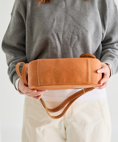 zucchero ズッケロ ショルダーバッグ レディース 本革 ななめ掛け マチ