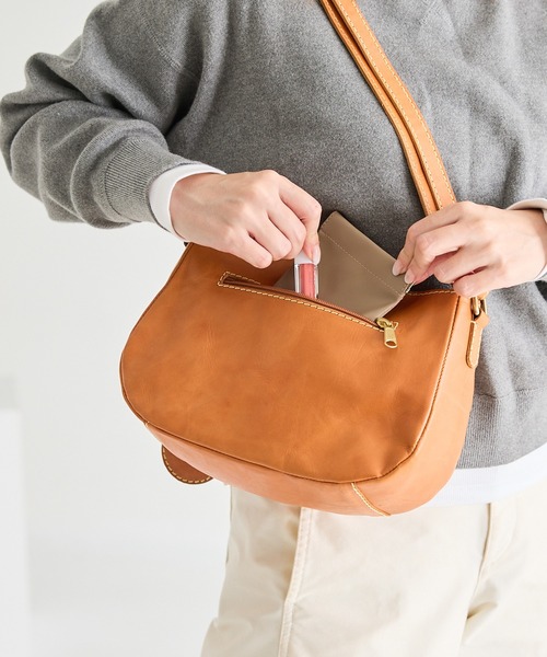 zucchero ズッケロ ショルダーバッグ レディース 本革 ななめ掛け マチ