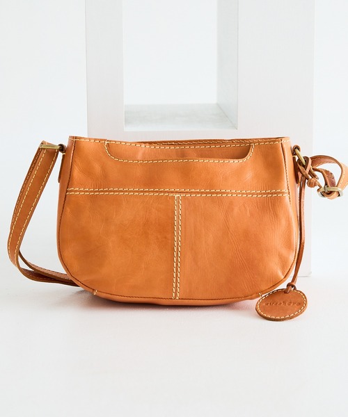 くー zucchero ズッケロ ショルダーバッグ レディース 本革 ななめ掛け マチ