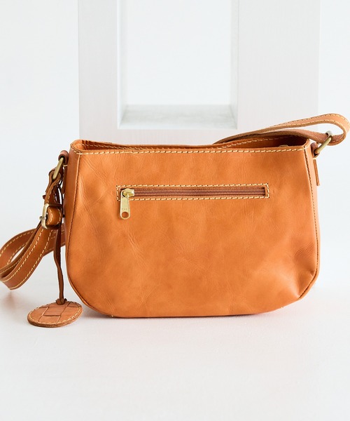 zucchero ズッケロ ショルダーバッグ レディース 本革 ななめ掛け マチ