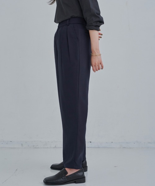 CLEARIMPRESSION （クリアインプレッション）の「【セットアップ対応/サイズ展開あり】ツータックストレートパンツ（その他パンツ・レディース・ブラック/ネイビー・SMALL/MEDIUM）」の14枚目の写真