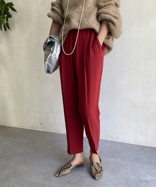 DouDou(ドゥドゥ)の「バックサテンストレッチパンツ(スラックス・レディース・ブラック/レッド・FREE)」の2枚目の写真