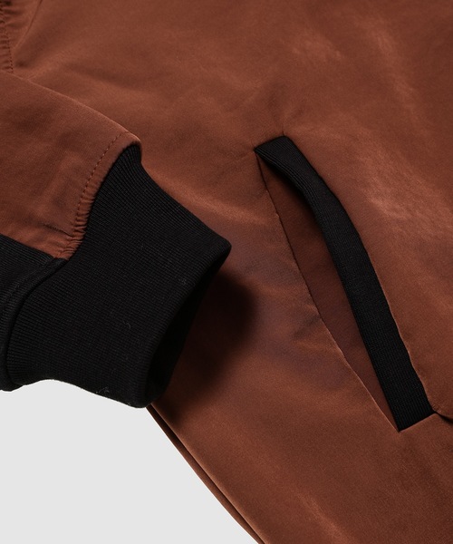 JUST DON(ジャストドン)の「FELPA UOMO/MEN`S HOODIE(パーカー・メンズ・マルチ・M/L/XL)」の4枚目の写真