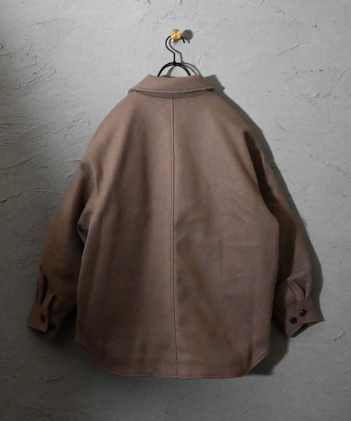 Ritzy（リッツィー）の「ポリメルトン D/S ビッグポケットブルゾン レディース メンズ（ブルゾン・メンズ・ベージュ/グレイッシュベージュ/サックスブルー/ブラック・MEDIUM/LARGE/X-LARGE）」の7枚目の写真