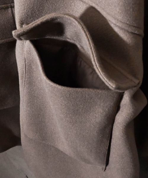 Ritzy（リッツィー）の「ポリメルトン D/S ビッグポケットブルゾン レディース メンズ（ブルゾン・メンズ・ベージュ/グレイッシュベージュ/サックスブルー/ブラック・MEDIUM/LARGE/X-LARGE）」の10枚目の写真