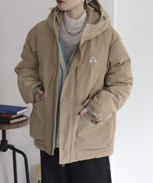 GEVACO(ゲバコ)の「【GEVACO/ゲバコ】フーデッドショートダウンジャケット(ダウンジャケット/コート・レディース・ブラック/ベージュ/カーキ・38/36)」の10枚目の写真