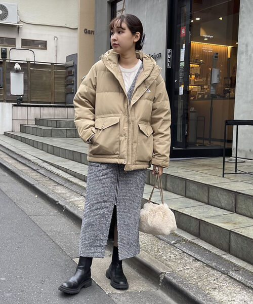 GEVACO(ゲバコ)の「【GEVACO/ゲバコ】フーデッドショートダウンジャケット(ダウンジャケット/コート・レディース・ブラック/ベージュ/カーキ・38/36)」の13枚目の写真