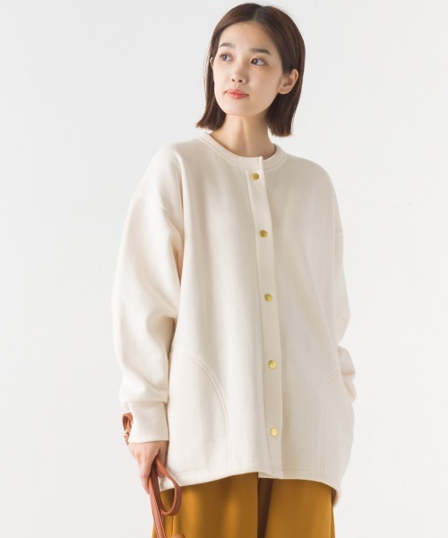 OMNES（オムネス）の「裏起毛ミディアム丈ドットボタンカーディガン（カーディガン/ボレロ・レディース・ホワイト系その他/パープル/オレンジ/アイボリー/ブラック/グレー系その他・FREE）」の2枚目の写真