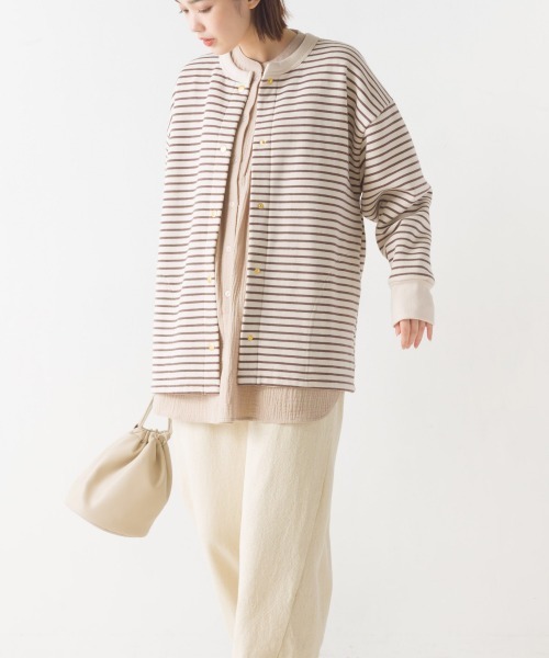 OMNES（オムネス）の「裏起毛ミディアム丈ドットボタンカーディガン（カーディガン/ボレロ・レディース・ホワイト系その他/パープル/オレンジ/アイボリー/ブラック/グレー系その他・FREE）」の16枚目の写真